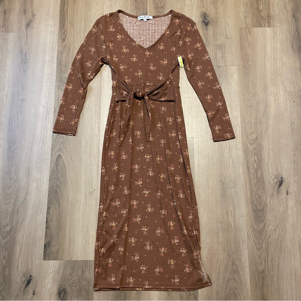 NWT Velvet Torch Brown Floral Long Sleeve Midi Dress with Side Slits, Small
